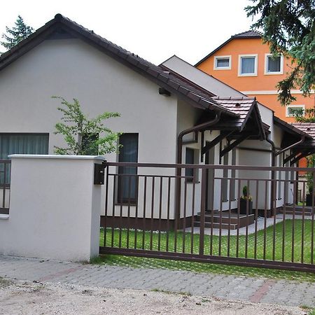 Panyi Apartman Siofok Room photo