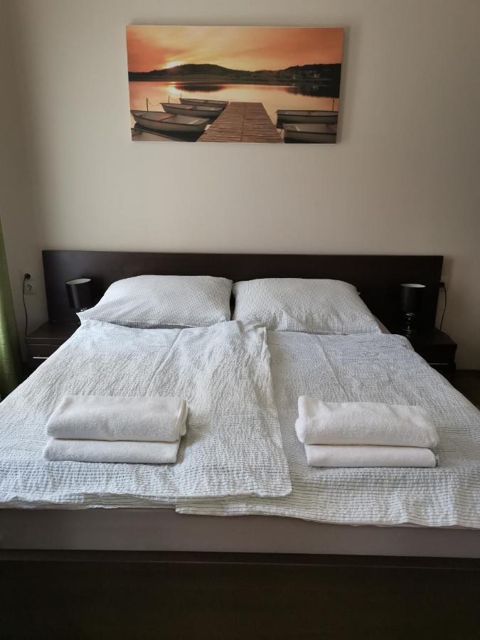Panyi Apartman Siofok Exterior photo